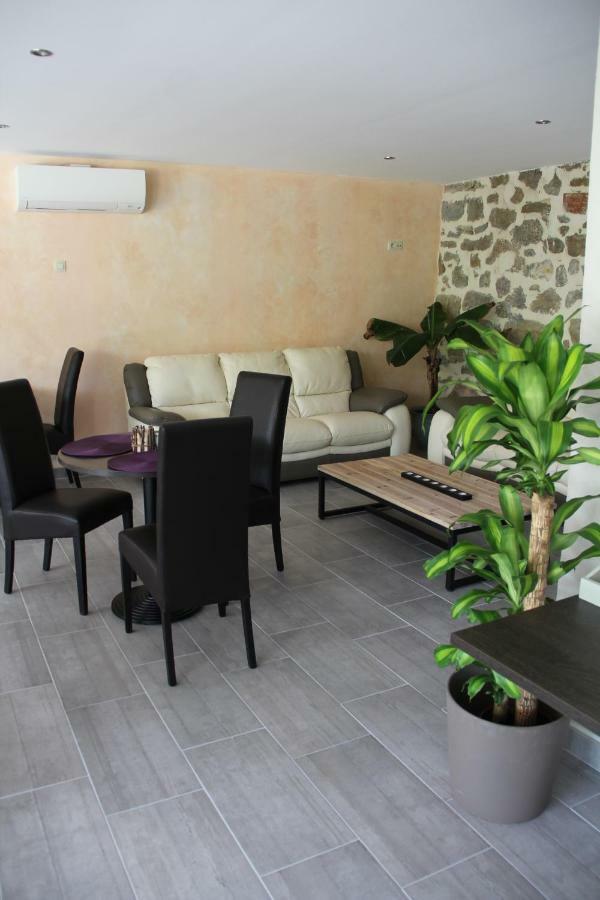 Les Jardins De Soulane B&B - Adults Only Belcastel-et-Buc Zewnętrze zdjęcie